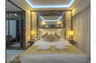 Orchid Vue Hotel Dubai 4*,